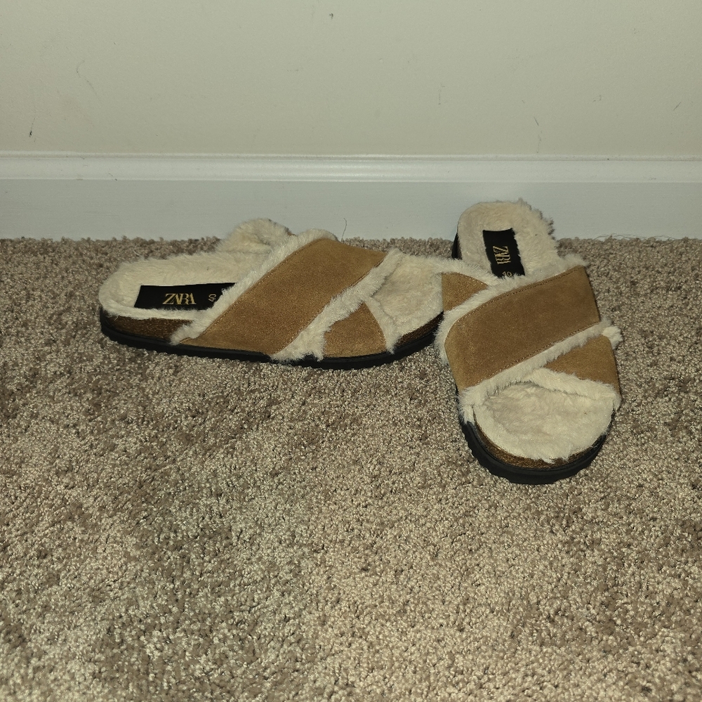Zara Women's Tan and Cream Cross-Strap Slippers - Picture 3 of 3